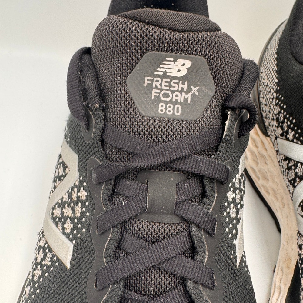 New Balance Fresh Foam 880 Black White Running Shoes W880K12 Womens 10.5 - Picture 4 of 16